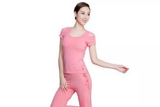 女士瑜伽服哪個牌子好,平價好穿的瑜伽服品牌,女士瑜伽服