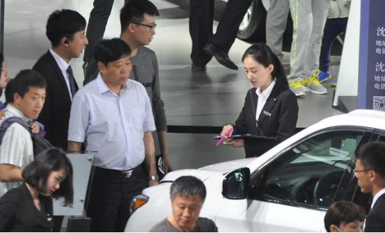 做什么工作賺錢比較快,適合白手起家的小生意,做什么工作賺錢