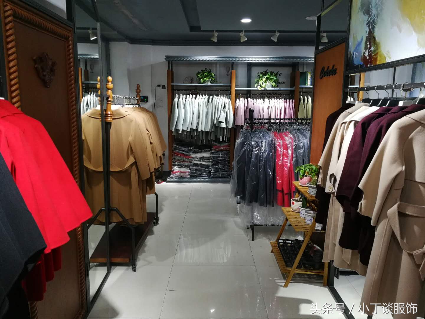 服裝批發(fā)拿貨怎么說,新手做服裝怎么拿貨,服裝批發(fā)拿貨