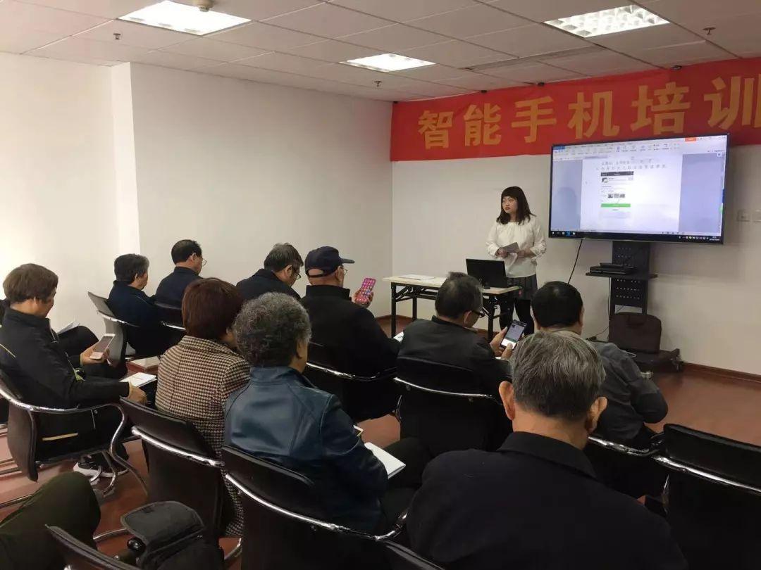 女人適合做什么生意掙錢(qián)多,月入2W的4個(gè)新型小生意,女人適合做什么生意