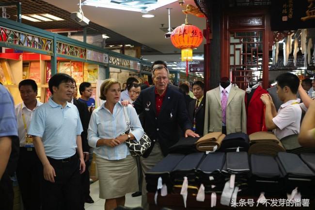 秀水街市場衣服怎么樣,推薦外地人不知道的北京逛街購物好去處,秀水街