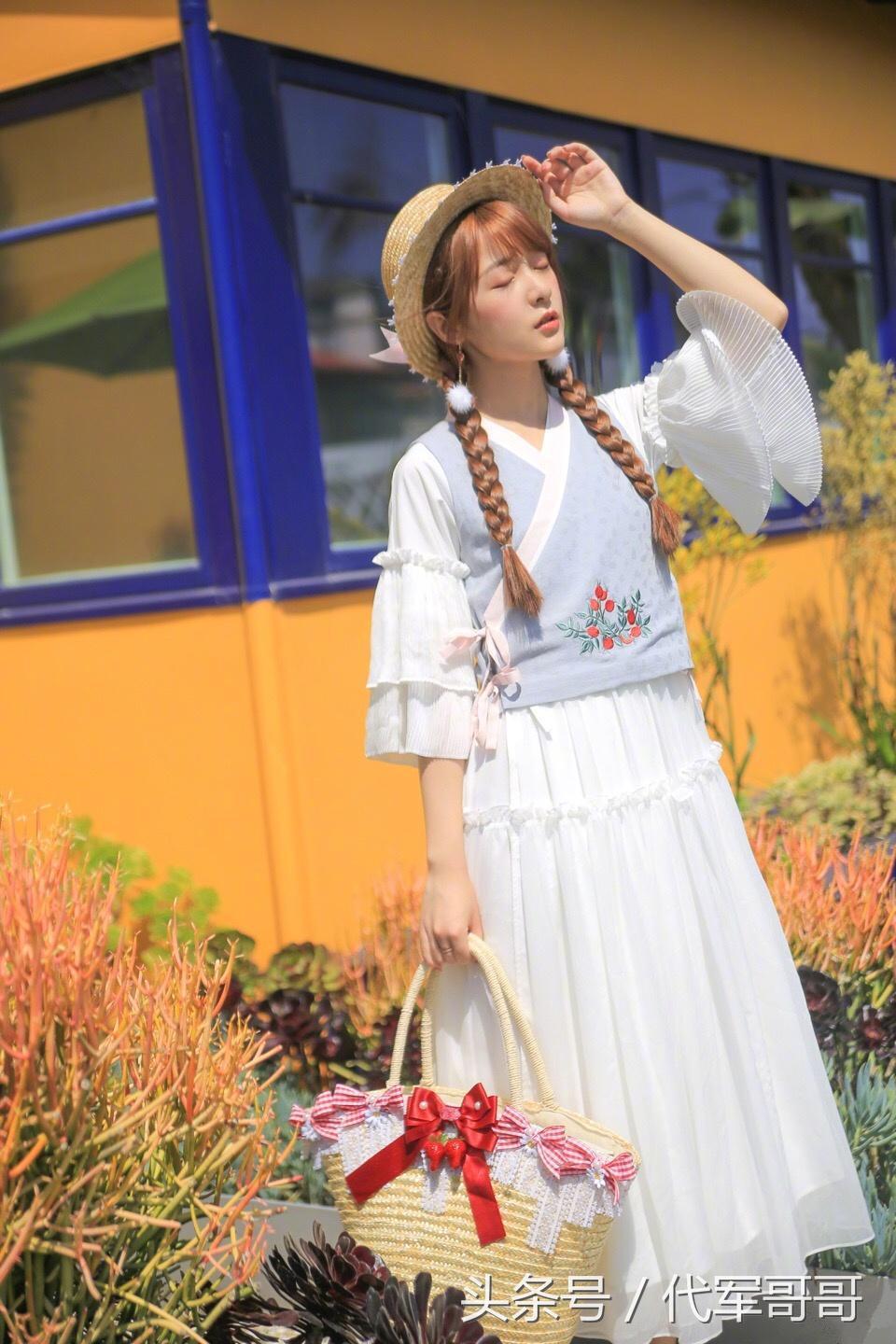 徐嬌漢服品牌叫什么,穿漢服活潑可愛的女明星,徐嬌漢服
