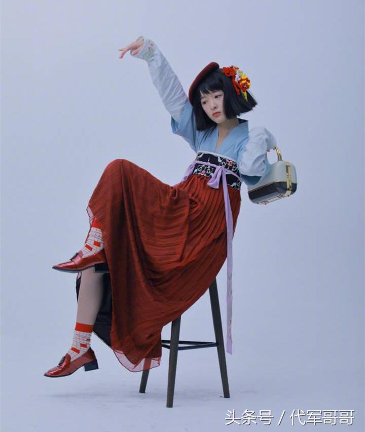 徐嬌漢服品牌叫什么,穿漢服活潑可愛的女明星,徐嬌漢服