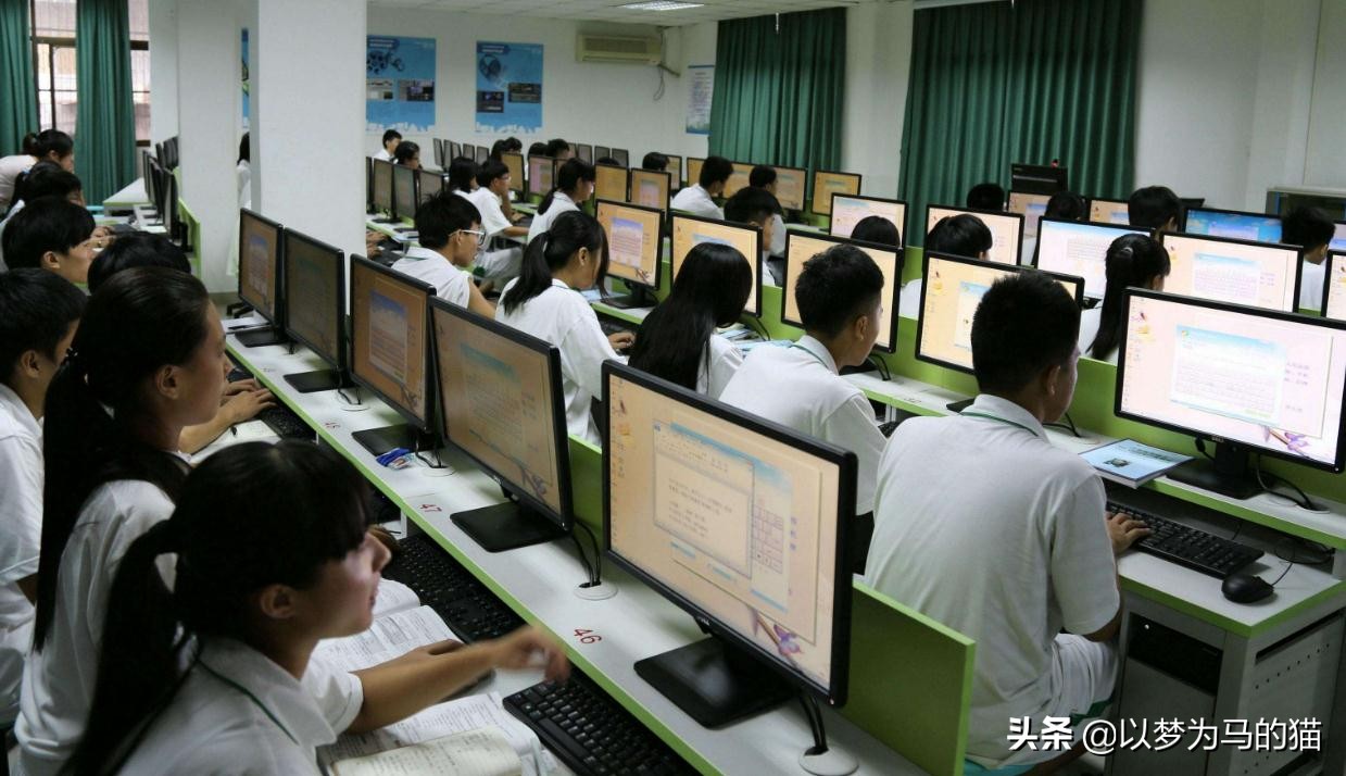 近幾年熱門專業排行榜,未來吃香的10大專業推薦,近幾年熱門專業