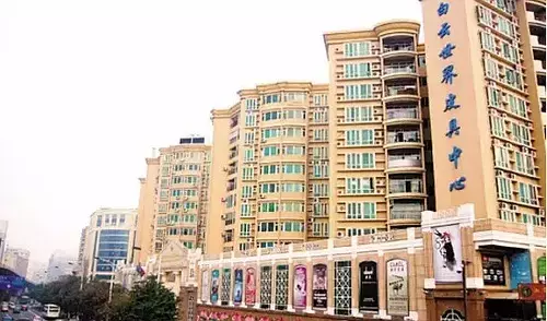 白溝箱包交易城在哪里,白溝皮具箱包批發市場進貨攻略,白溝箱包交易城