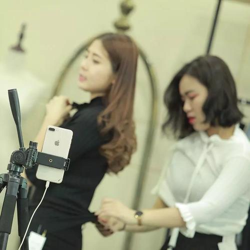 廣州沙河服裝批發市場在哪個區,沙河女人街服裝批發網推薦,廣州沙河服裝批發市場