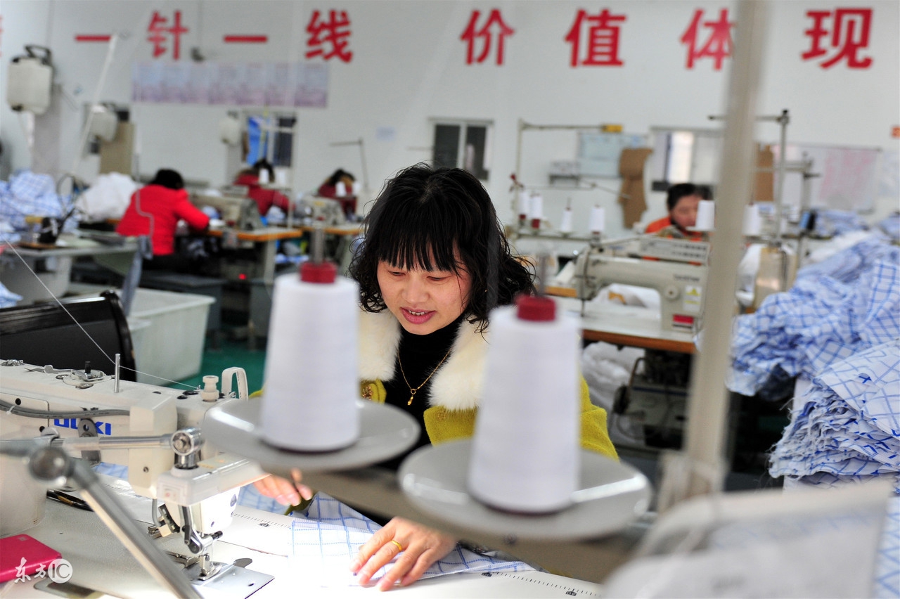 服裝加工廠去哪找貨源,怎樣找到廠家一手貨源攻略,服裝加工