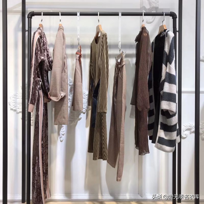 開服裝店的進貨渠道在哪里,開個女裝店上哪里進貨,開服裝店的進貨渠道