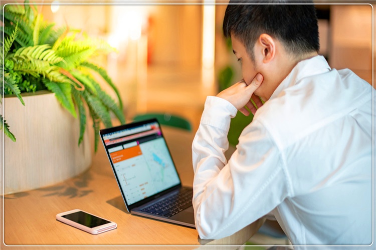 開個(gè)什么店賺錢又自由,新手創(chuàng)業(yè)利潤(rùn)高的3個(gè)小生意,開個(gè)什么店賺錢