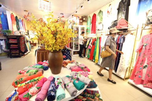 北京尾貨批發市場在哪里,品牌尾貨批發貨源在哪里進貨便宜,北京尾貨批發市場