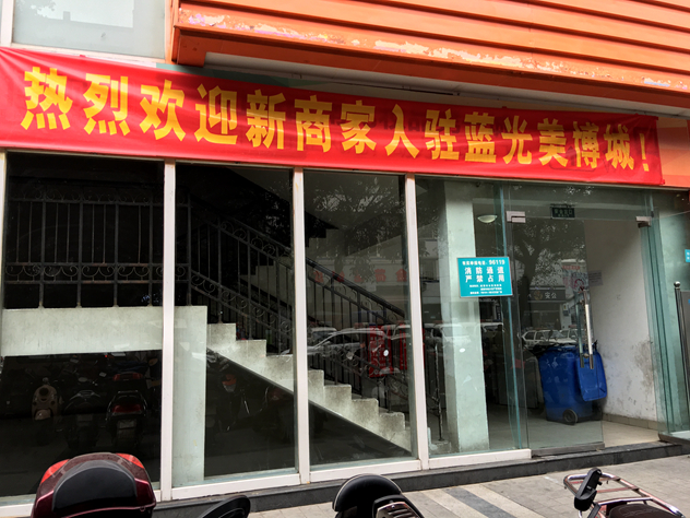 品牌化妝品批發(fā)市場(chǎng)在哪里進(jìn)貨,國(guó)際大牌化妝品進(jìn)貨渠道推薦,品牌化妝品批發(fā)市場(chǎng)
