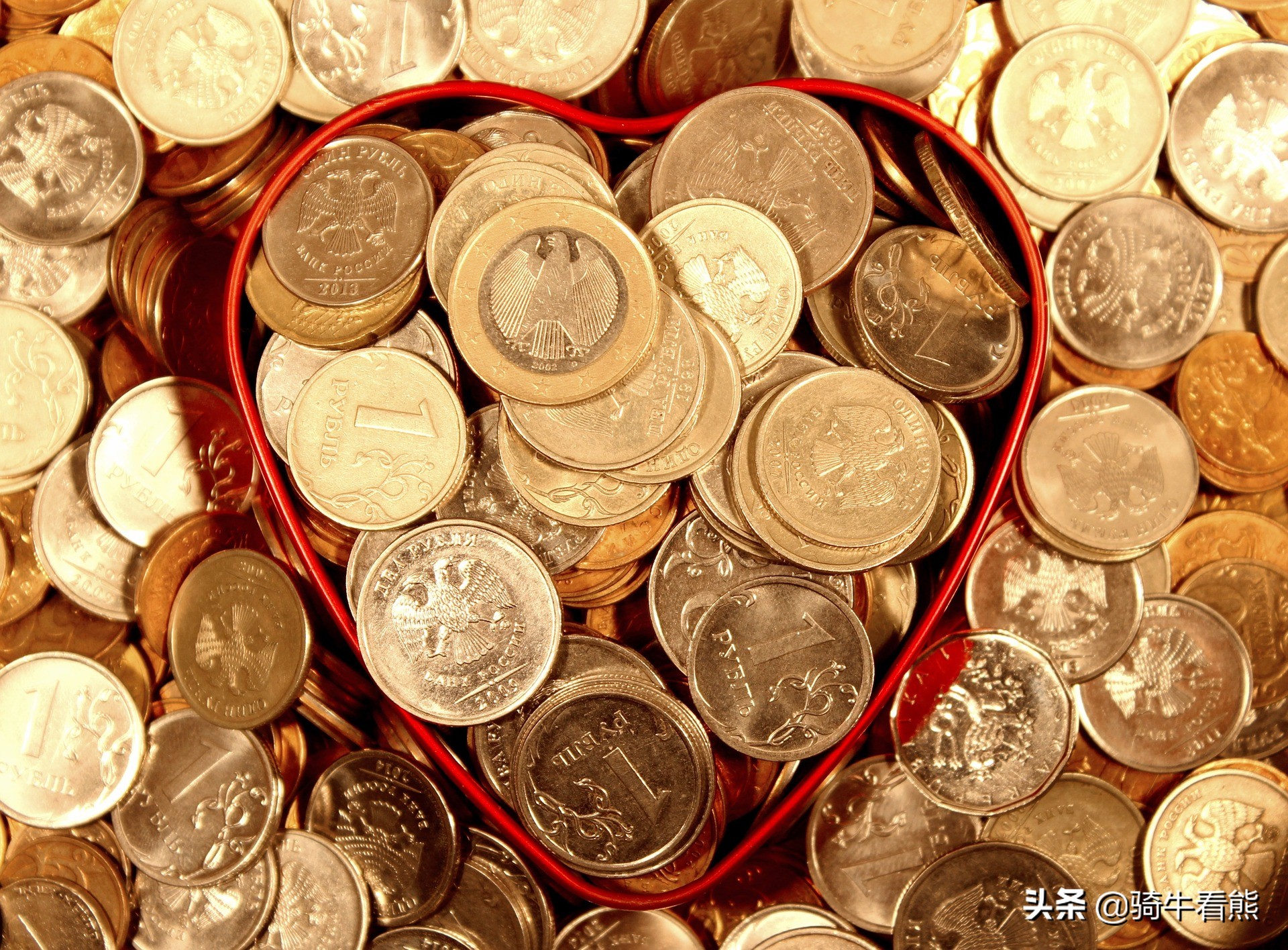 理財(cái)產(chǎn)品的近七日年化是什么意思,詳解新手理財(cái)入門基礎(chǔ)知識(shí),近七日年化是什么意思