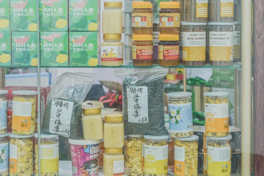 進口零食批發進貨渠道,進口小吃批發市場在哪里,進口零食批發
