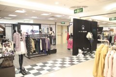 想開(kāi)女服裝店名字,服裝店鋪取名字知識(shí)匯總,女服裝店名字