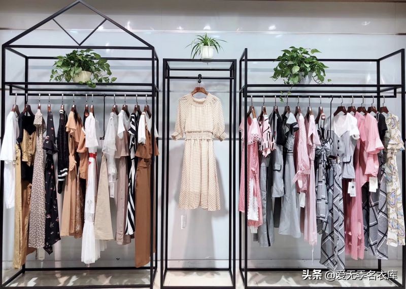 服裝批發廠家拿貨怎么拿,分享兩種途徑幫找到廠家一手貨源,服裝批發廠家拿貨