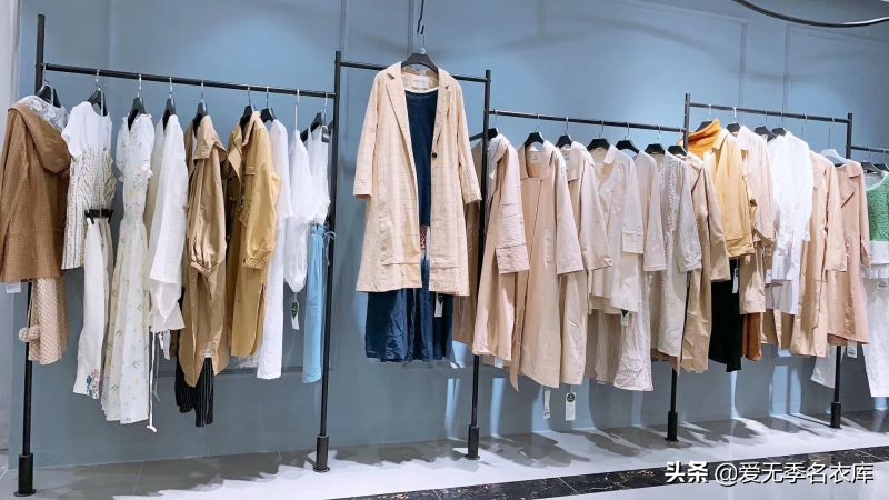 服裝批發廠家拿貨怎么拿,分享兩種途徑幫找到廠家一手貨源,服裝批發廠家拿貨
