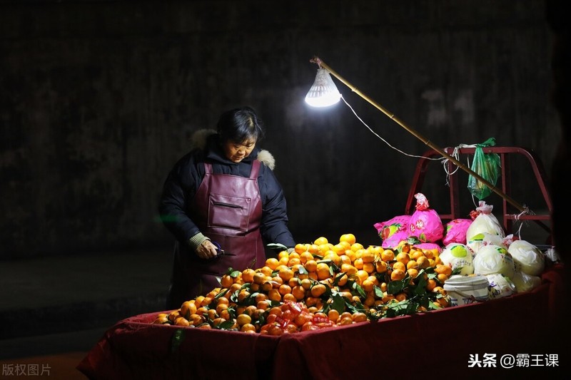 現(xiàn)在做什么生意比較好做一點(diǎn),最火爆的4個(gè)小生意,現(xiàn)在做什么生意比較好