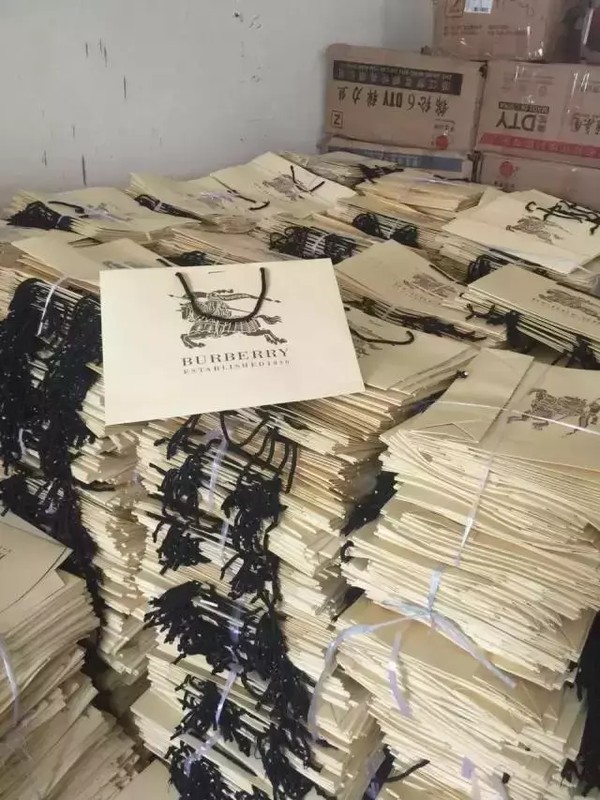 奢侈品代購(gòu)揭露,奢侈品代購(gòu)騙局大揭秘,奢侈品代購(gòu)揭露