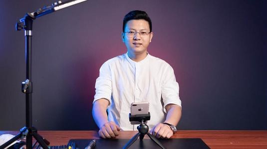 抖音如何開直播,快速開通直播教程,如何開直播