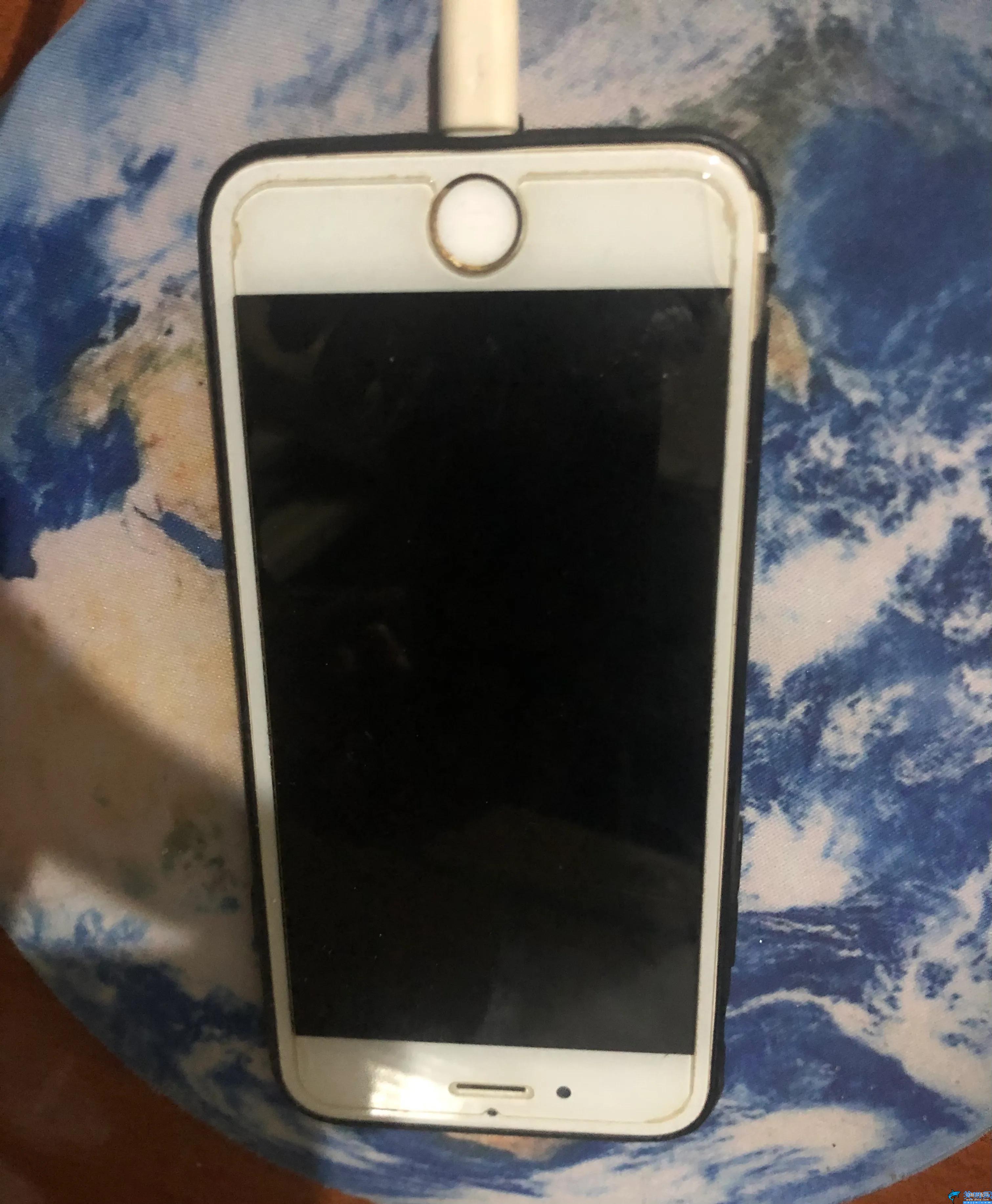 蘋果線突然充不上電的小妙招,iPhone數據線不能充電的解決辦法