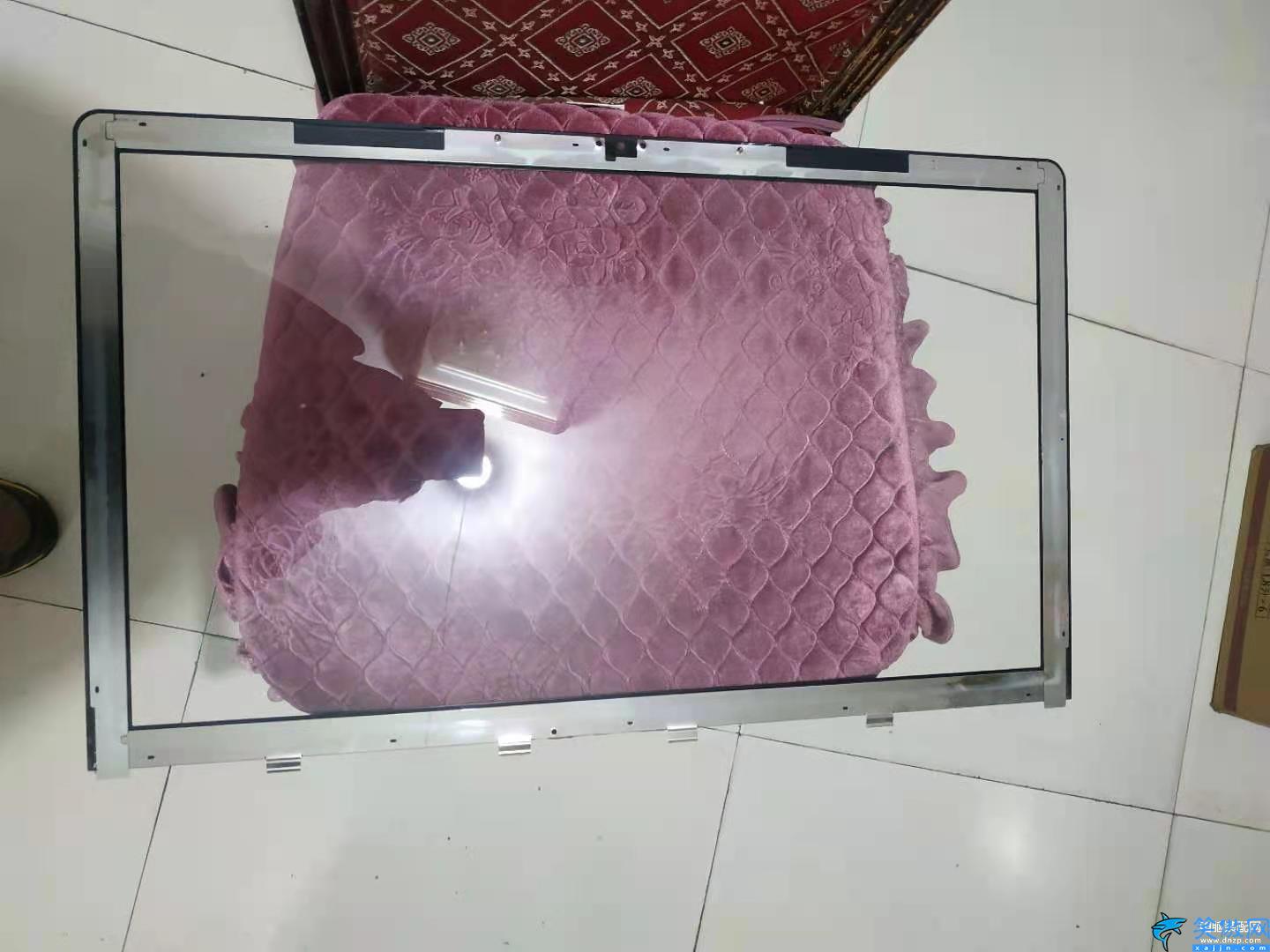 老款蘋果一體機(jī)拆機(jī)圖解,iPhone老式機(jī)的拆解教程