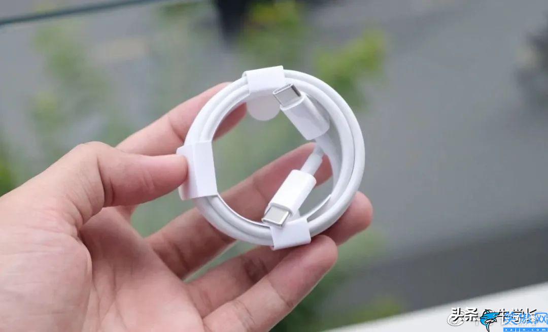 平板突然充不進(jìn)電了是為什么,IPAD電池故障的解決辦法