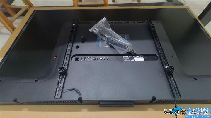 小米電視用戶安裝指導視頻,手把手演示裝好小米電視