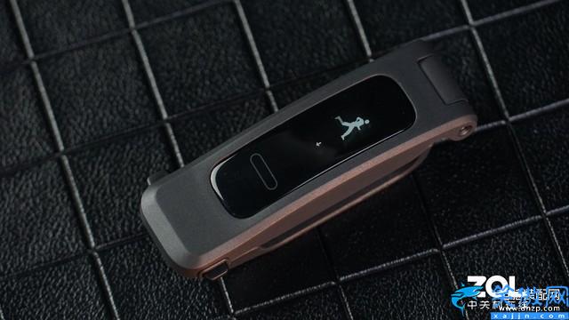籃球手環應該怎么戴,精準監測籃球運動的華為手環