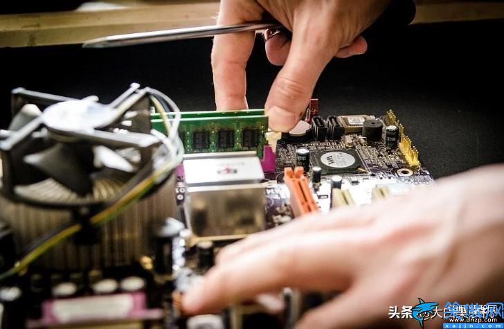 舊電腦回收什么用,回收舊電腦套路分析