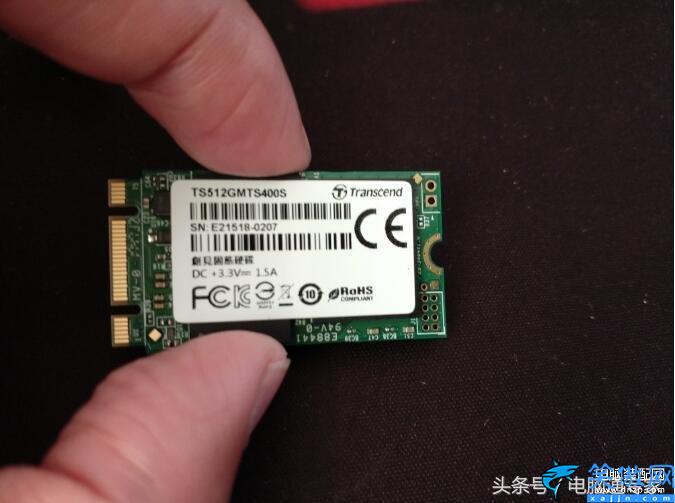 怎么看硬盤是2.5寸還是3.5寸,詳細介紹硬盤性能尺寸大小
