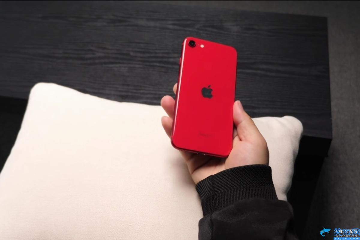 iphone se 2代值得購買嗎,蘋果SE2上手體驗