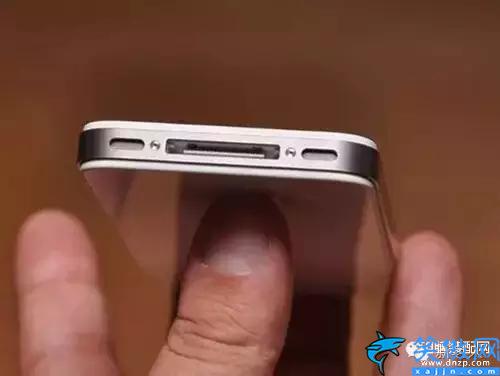 手機攝像頭進灰了妙招不拆機,教你快速去除手機灰塵的技巧