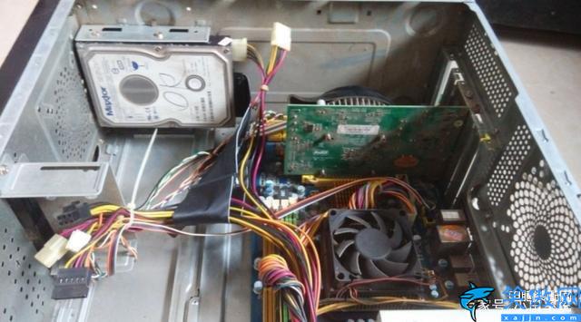 電腦開機后進入不了桌面怎么辦,電腦黑屏的急救絕招